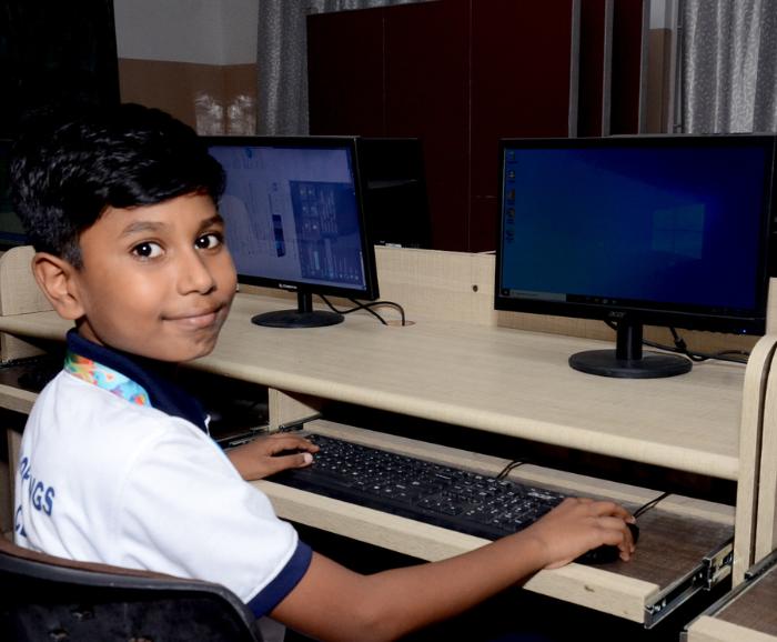 Computer_Lab_002_KOK